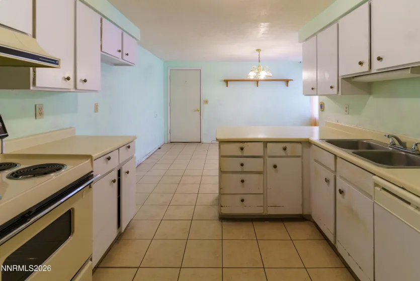 6815 Lotus, Reno, Nevada 89506, 3 Bedrooms Bedrooms, ,2 BathroomsBathrooms,Residential,Residential,Lotus,0,260012291