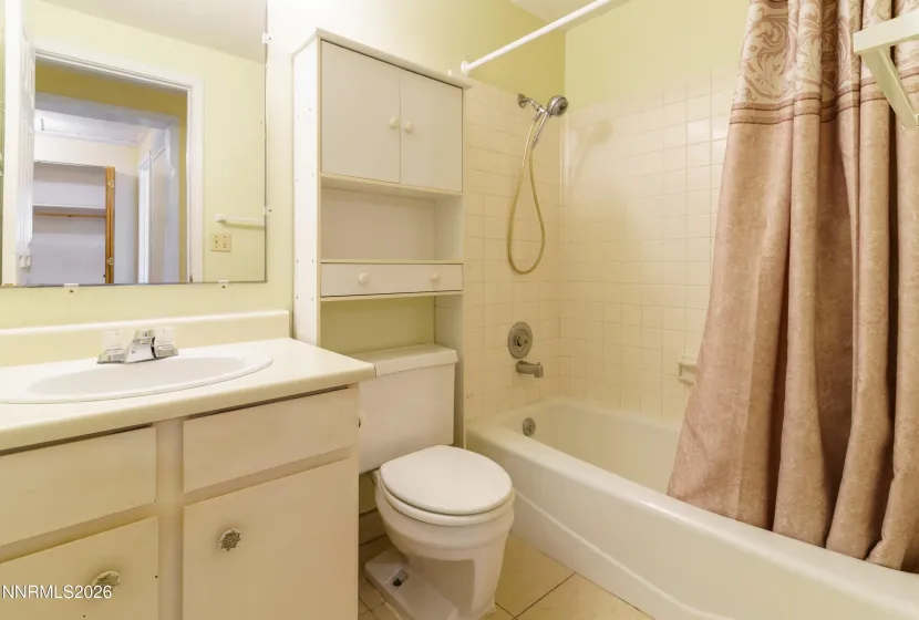 6815 Lotus, Reno, Nevada 89506, 3 Bedrooms Bedrooms, ,2 BathroomsBathrooms,Residential,Residential,Lotus,0,260012291