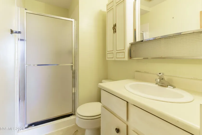 6815 Lotus, Reno, Nevada 89506, 3 Bedrooms Bedrooms, ,2 BathroomsBathrooms,Residential,Residential,Lotus,0,260012291