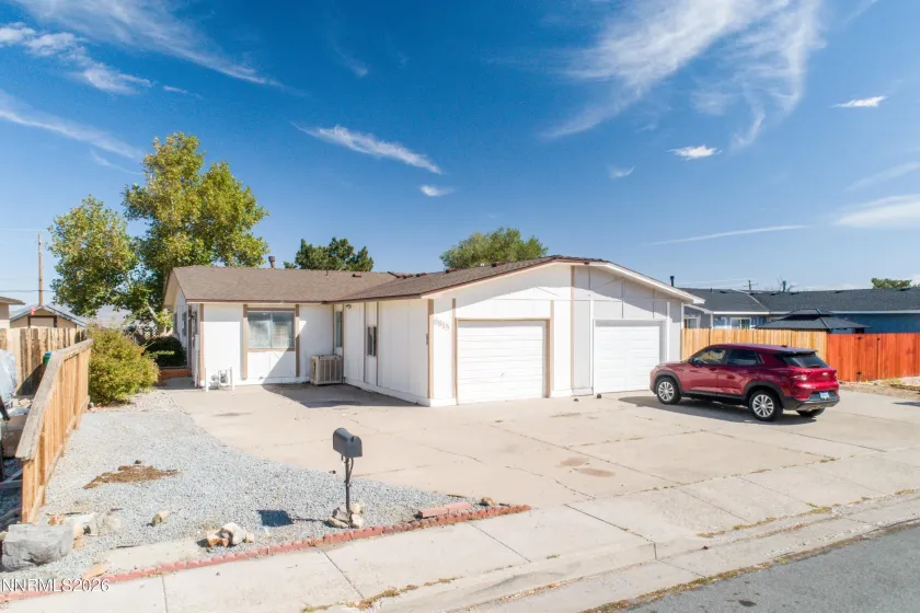 6815 Lotus, Reno, Nevada 89506, 3 Bedrooms Bedrooms, ,2 BathroomsBathrooms,Residential,Residential,Lotus,0,260012291