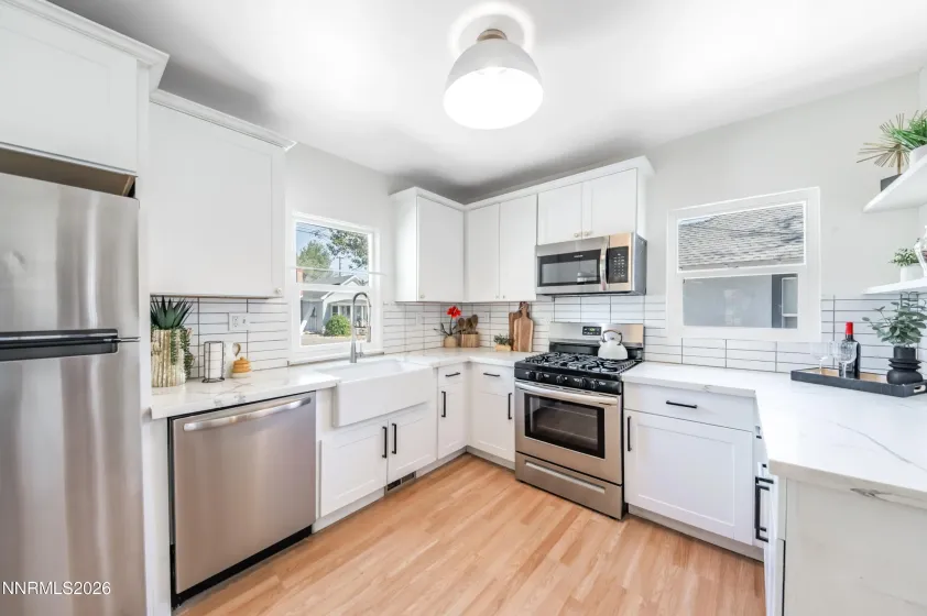 346 9th, Sparks, Nevada 89431, 2 Bedrooms Bedrooms, ,1 BathroomBathrooms,Residential,Residential,9th,0,260012296