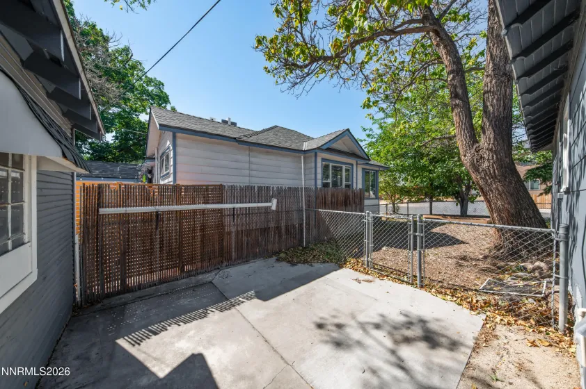 346 9th, Sparks, Nevada 89431, 2 Bedrooms Bedrooms, ,1 BathroomBathrooms,Residential,Residential,9th,0,260012296