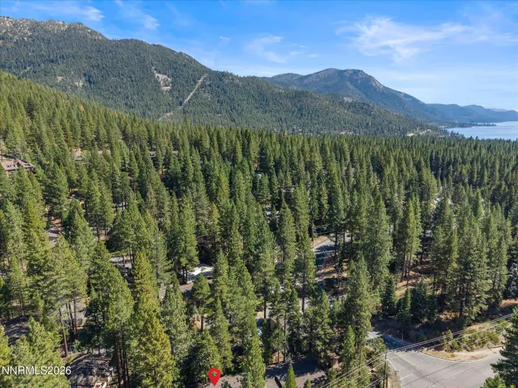 321 Ski, Incline Village, Nevada 89451, 3 Bedrooms Bedrooms, ,3 BathroomsBathrooms,Residential,Residential,Ski,0,260012298