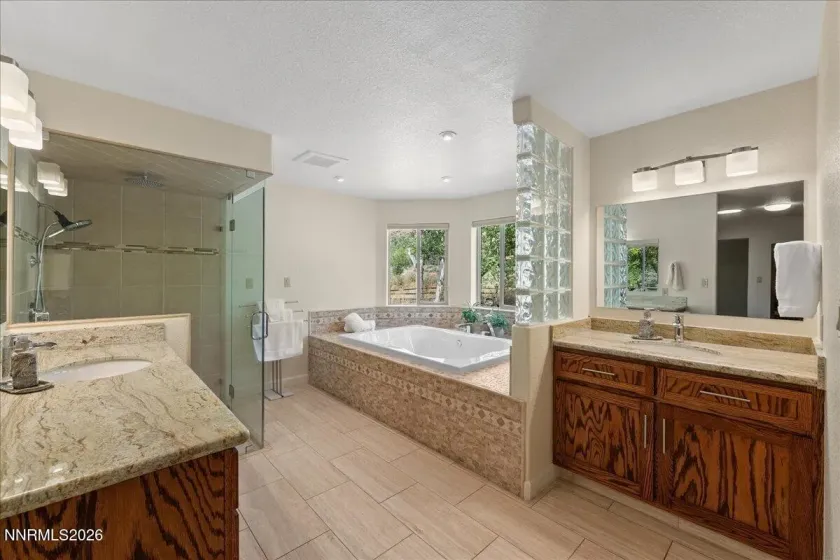 291 Surrey, Reno, Nevada 89521, 3 Bedrooms Bedrooms, ,3 BathroomsBathrooms,Residential,Residential,Surrey,0,260012299