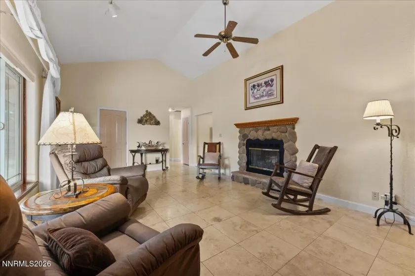 291 Surrey, Reno, Nevada 89521, 3 Bedrooms Bedrooms, ,3 BathroomsBathrooms,Residential,Residential,Surrey,0,260012299