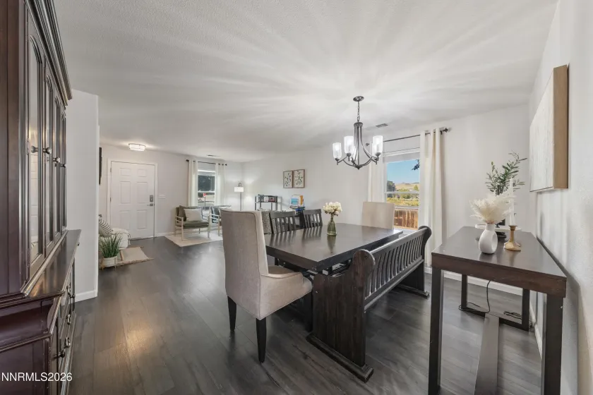 856 Promedio, Sparks, Nevada 89436, 4 Bedrooms Bedrooms, ,2 BathroomsBathrooms,Residential,Residential,Promedio,0,260012300