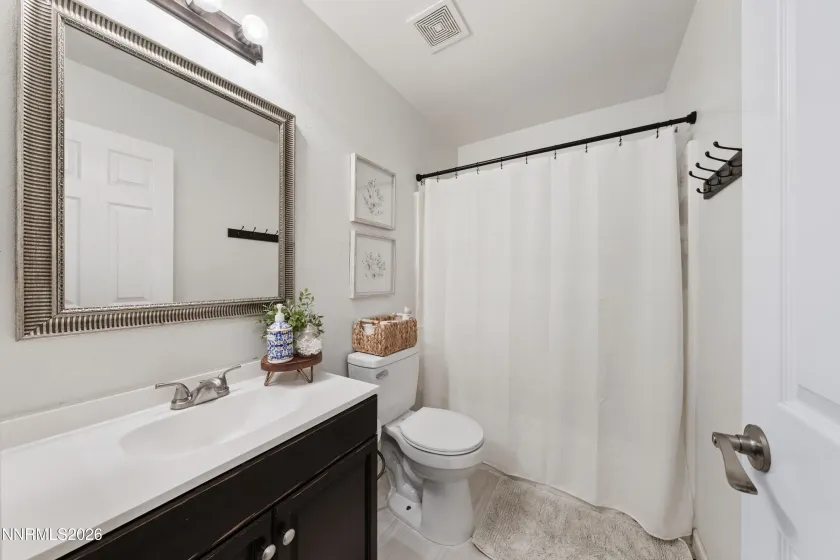 856 Promedio, Sparks, Nevada 89436, 4 Bedrooms Bedrooms, ,2 BathroomsBathrooms,Residential,Residential,Promedio,0,260012300