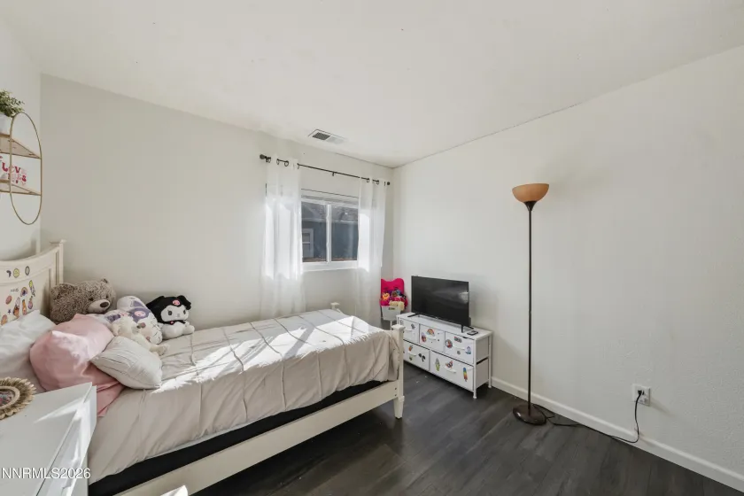 856 Promedio, Sparks, Nevada 89436, 4 Bedrooms Bedrooms, ,2 BathroomsBathrooms,Residential,Residential,Promedio,0,260012300