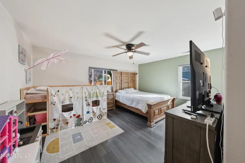 856 Promedio, Sparks, Nevada 89436, 4 Bedrooms Bedrooms, ,2 BathroomsBathrooms,Residential,Residential,Promedio,0,260012300