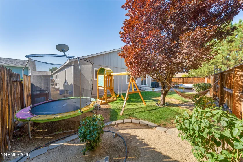 856 Promedio, Sparks, Nevada 89436, 4 Bedrooms Bedrooms, ,2 BathroomsBathrooms,Residential,Residential,Promedio,0,260012300