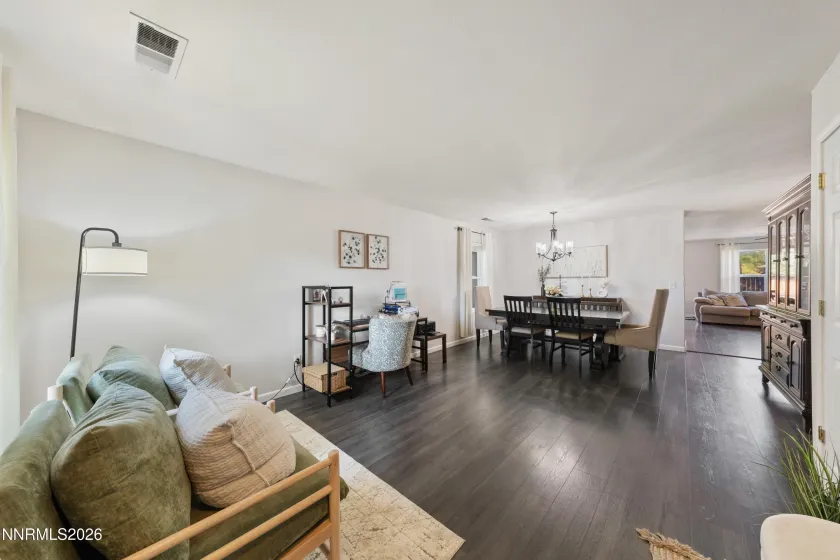 856 Promedio, Sparks, Nevada 89436, 4 Bedrooms Bedrooms, ,2 BathroomsBathrooms,Residential,Residential,Promedio,0,260012300