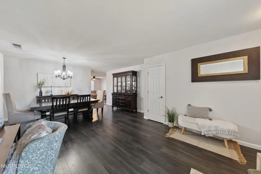 856 Promedio, Sparks, Nevada 89436, 4 Bedrooms Bedrooms, ,2 BathroomsBathrooms,Residential,Residential,Promedio,0,260012300