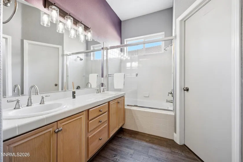 7883 Guerra, Sparks, Nevada 89436, 3 Bedrooms Bedrooms, ,2 BathroomsBathrooms,Residential,Residential,Guerra,0,260012301