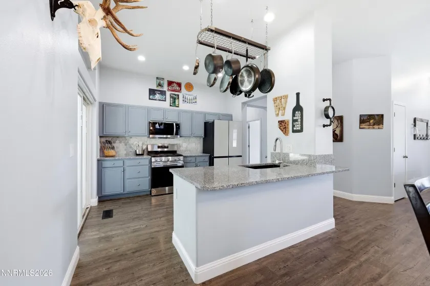 7883 Guerra, Sparks, Nevada 89436, 3 Bedrooms Bedrooms, ,2 BathroomsBathrooms,Residential,Residential,Guerra,0,260012301