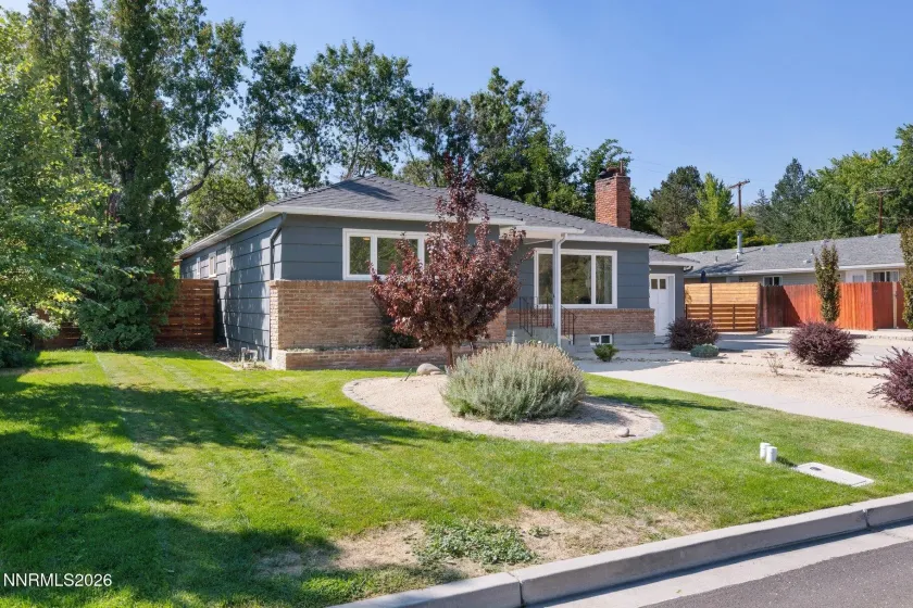 1720 Allen, Reno, Nevada 89509, 3 Bedrooms Bedrooms, ,2 BathroomsBathrooms,Residential,Residential,Allen,0,260012302