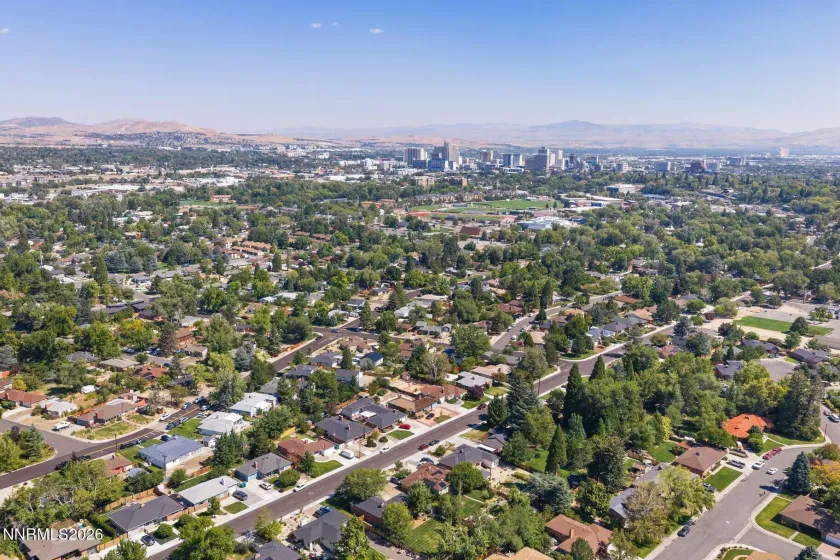 1720 Allen, Reno, Nevada 89509, 3 Bedrooms Bedrooms, ,2 BathroomsBathrooms,Residential,Residential,Allen,0,260012302