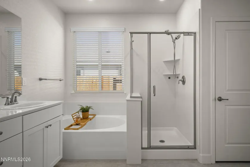 1142 Banner Peak, Carson City, Nevada 89701, 4 Bedrooms Bedrooms, ,2 BathroomsBathrooms,Residential,Residential,Banner Peak,0,260012303