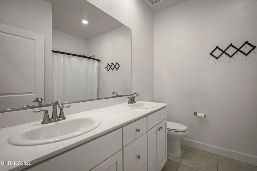 1142 Banner Peak, Carson City, Nevada 89701, 4 Bedrooms Bedrooms, ,2 BathroomsBathrooms,Residential,Residential,Banner Peak,0,260012303