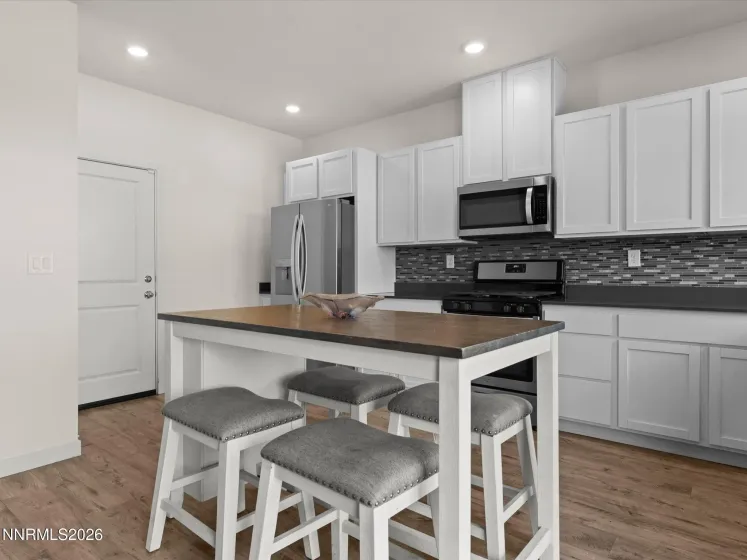 8851 Trifid, Reno, Nevada 89506, 4 Bedrooms Bedrooms, ,3 BathroomsBathrooms,Residential,Residential,Trifid,0,260012304