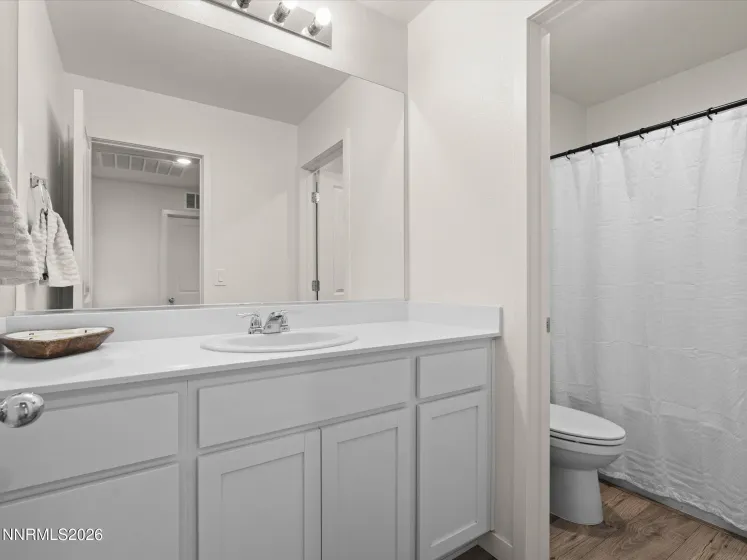 8851 Trifid, Reno, Nevada 89506, 4 Bedrooms Bedrooms, ,3 BathroomsBathrooms,Residential,Residential,Trifid,0,260012304