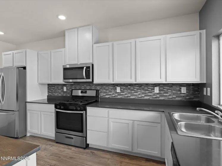 8851 Trifid, Reno, Nevada 89506, 4 Bedrooms Bedrooms, ,3 BathroomsBathrooms,Residential,Residential,Trifid,0,260012304