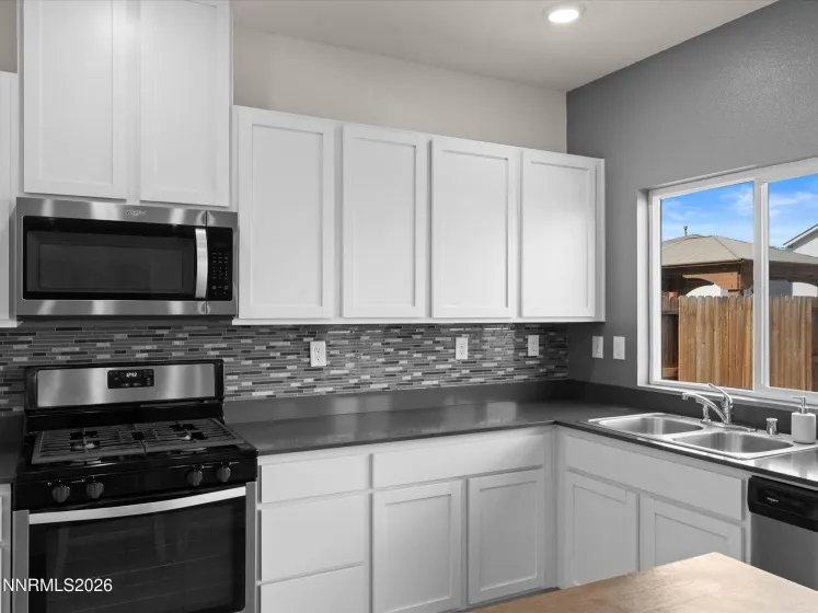 8851 Trifid, Reno, Nevada 89506, 4 Bedrooms Bedrooms, ,3 BathroomsBathrooms,Residential,Residential,Trifid,0,260012304