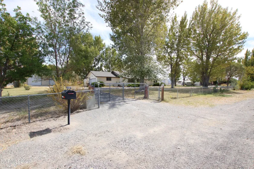 63 Tucker, Yerington, Nevada 89447, 2 Bedrooms Bedrooms, ,2 BathroomsBathrooms,Residential,Residential,Tucker,0,260012306