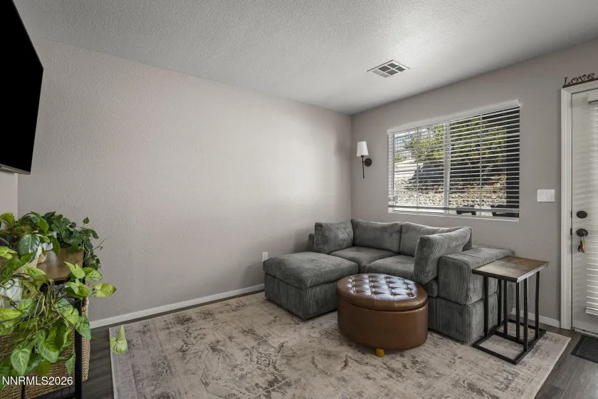 5650 El Paseo, Sparks, Nevada 89436, 2 Bedrooms Bedrooms, ,3 BathroomsBathrooms,Residential,Residential,El Paseo,0,260012311