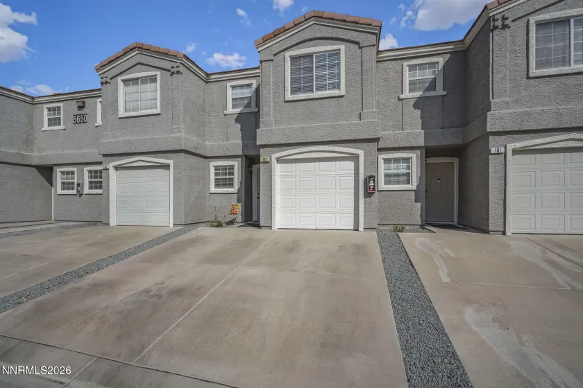 5650 El Paseo, Sparks, Nevada 89436, 2 Bedrooms Bedrooms, ,3 BathroomsBathrooms,Residential,Residential,El Paseo,0,260012311
