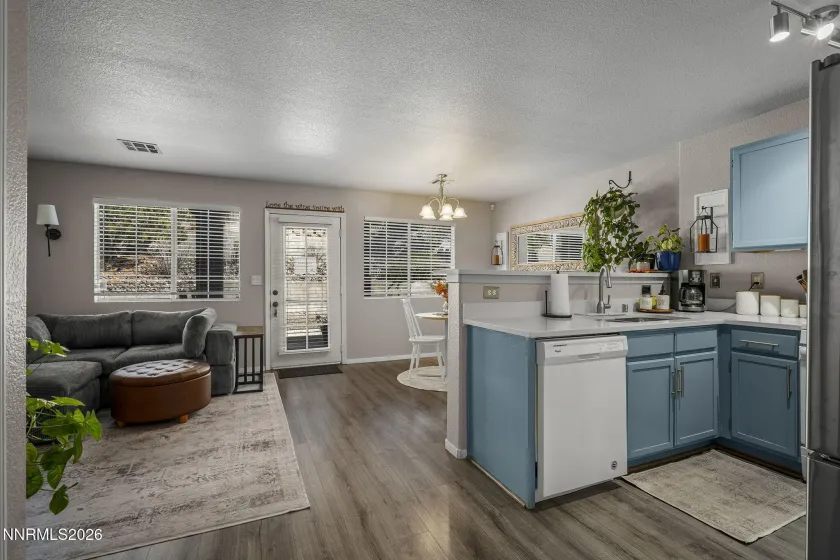 5650 El Paseo, Sparks, Nevada 89436, 2 Bedrooms Bedrooms, ,3 BathroomsBathrooms,Residential,Residential,El Paseo,0,260012311