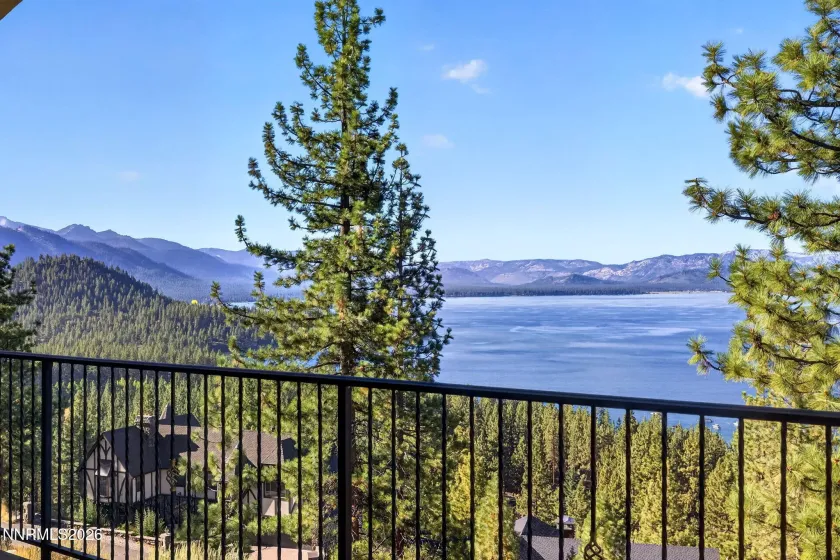 625 Point, Zephyr Cove, Nevada 89448, 4 Bedrooms Bedrooms, ,5 BathroomsBathrooms,Residential,Residential,Point,0,260012321