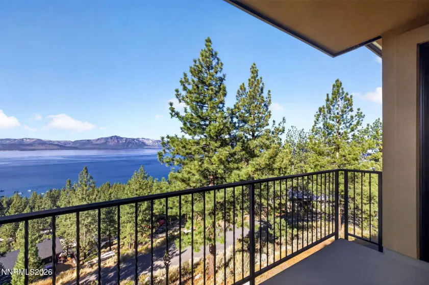 625 Point, Zephyr Cove, Nevada 89448, 4 Bedrooms Bedrooms, ,5 BathroomsBathrooms,Residential,Residential,Point,0,260012321