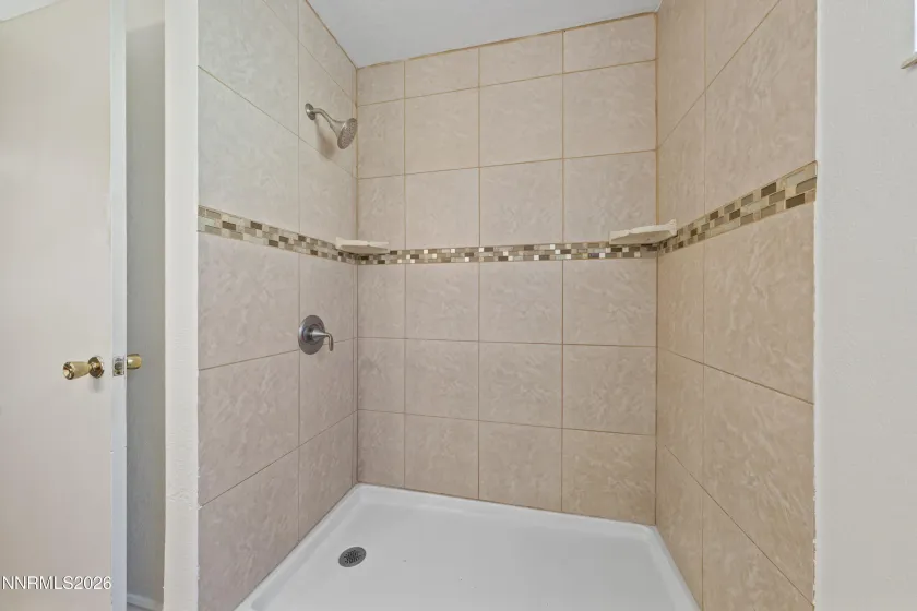 12 Quail, Sparks, Nevada 89431, 3 Bedrooms Bedrooms, ,2 BathroomsBathrooms,Residential,Residential,Quail,0,260012323