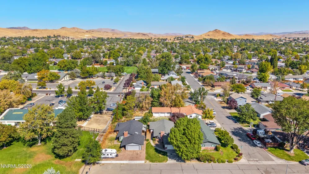 12 Quail, Sparks, Nevada 89431, 3 Bedrooms Bedrooms, ,2 BathroomsBathrooms,Residential,Residential,Quail,0,260012323