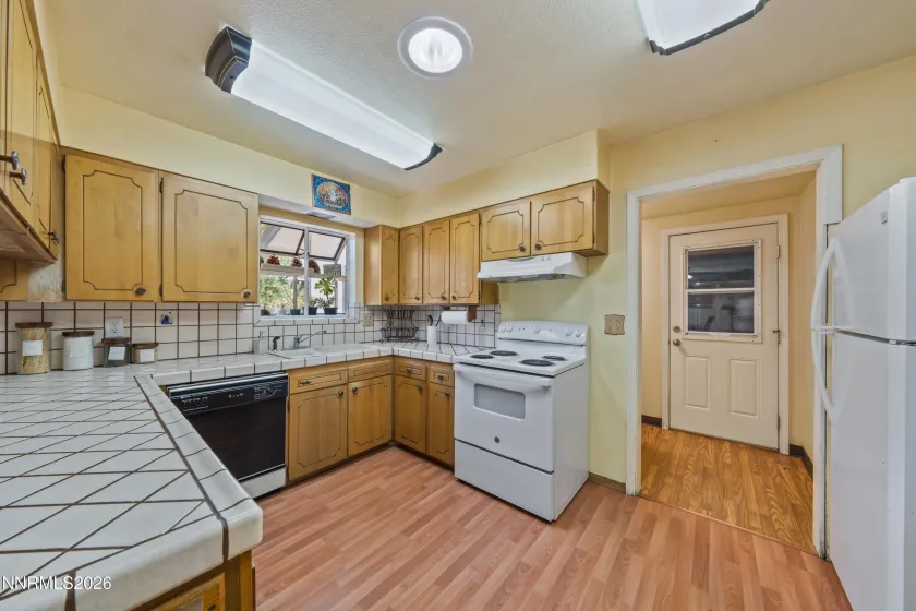 12 Quail, Sparks, Nevada 89431, 3 Bedrooms Bedrooms, ,2 BathroomsBathrooms,Residential,Residential,Quail,0,260012323