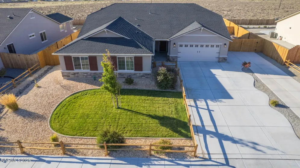 151 Snow, Dayton, Nevada 89403, 5 Bedrooms Bedrooms, ,3 BathroomsBathrooms,Residential,Residential,Snow,0,260012325