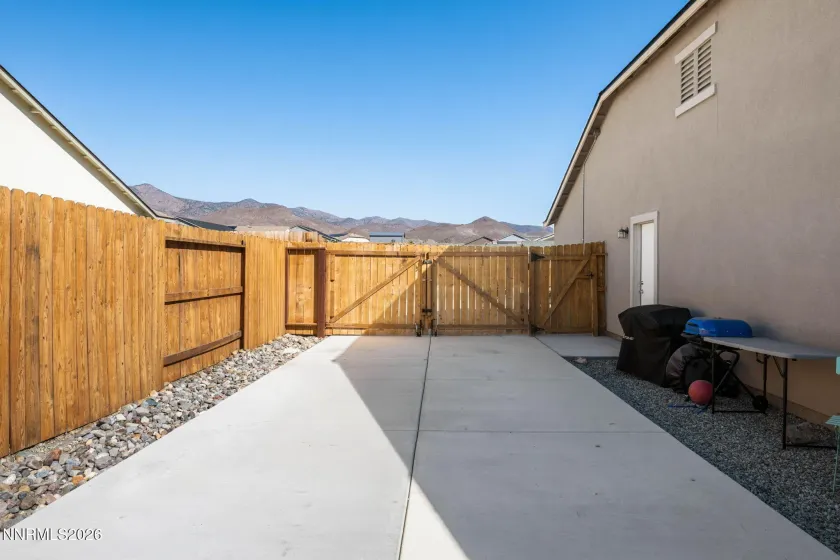 151 Snow, Dayton, Nevada 89403, 5 Bedrooms Bedrooms, ,3 BathroomsBathrooms,Residential,Residential,Snow,0,260012325