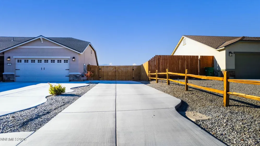 151 Snow, Dayton, Nevada 89403, 5 Bedrooms Bedrooms, ,3 BathroomsBathrooms,Residential,Residential,Snow,0,260012325