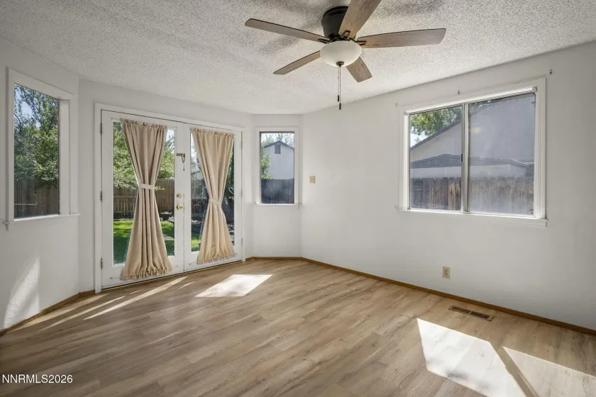 1758 Donegan, Sparks, Nevada 89434, 3 Bedrooms Bedrooms, ,3 BathroomsBathrooms,Residential,Residential,Donegan,0,260012324