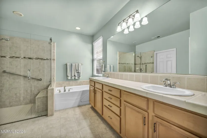 1440 Wild Wolf, Reno, Nevada 89521, 3 Bedrooms Bedrooms, ,2 BathroomsBathrooms,Residential,Residential,Wild Wolf,0,260012326