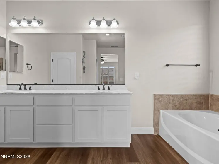 530 Coulee Mdw, Spanish Springs, Nevada 89441, 3 Bedrooms Bedrooms, ,2 BathroomsBathrooms,Residential,Residential,Coulee Mdw,0,260012328