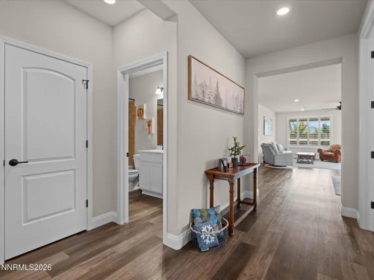 530 Coulee Mdw, Spanish Springs, Nevada 89441, 3 Bedrooms Bedrooms, ,2 BathroomsBathrooms,Residential,Residential,Coulee Mdw,0,260012328