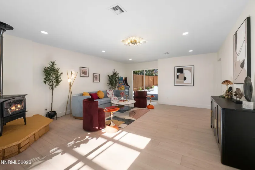 1475 Nixon, Reno, Nevada 89509, 4 Bedrooms Bedrooms, ,2 BathroomsBathrooms,Residential,Residential,Nixon,0,260012329