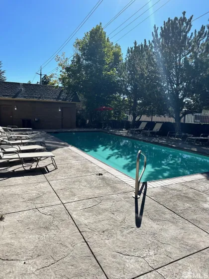 1450 Idlewild, Reno, Nevada 89509, 2 Bedrooms Bedrooms, ,2 BathroomsBathrooms,Residential,Residential,Idlewild,0,260012330