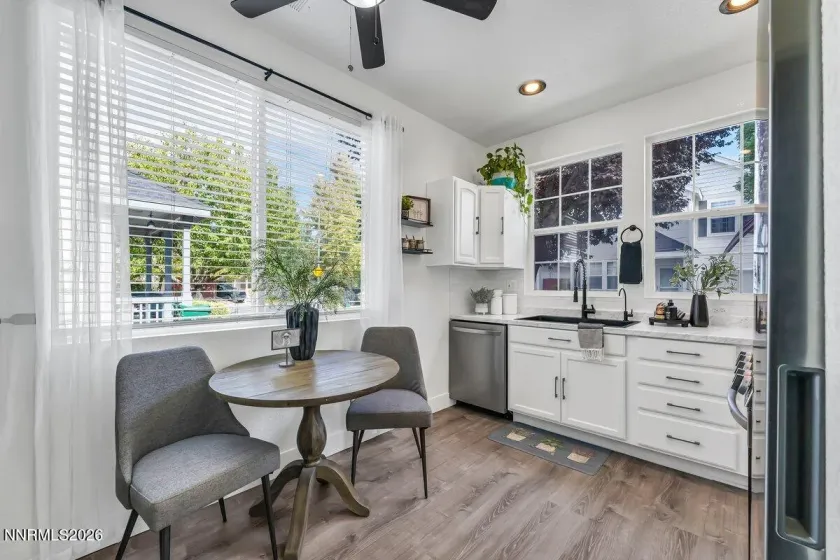 1364 Molly, Carson City, Nevada 89706, 3 Bedrooms Bedrooms, ,3 BathroomsBathrooms,Residential,Residential,Molly,0,260012331