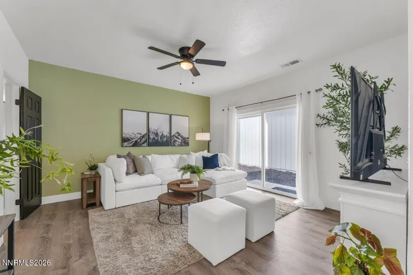 1364 Molly, Carson City, Nevada 89706, 3 Bedrooms Bedrooms, ,3 BathroomsBathrooms,Residential,Residential,Molly,0,260012331