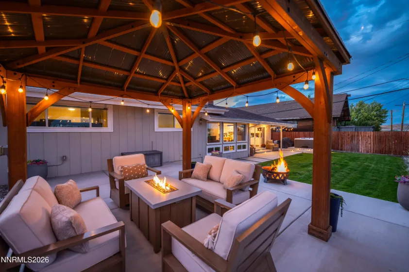 3400 Lodestar, Reno, Nevada 89503, 4 Bedrooms Bedrooms, ,2 BathroomsBathrooms,Residential,Residential,Lodestar,0,260012334