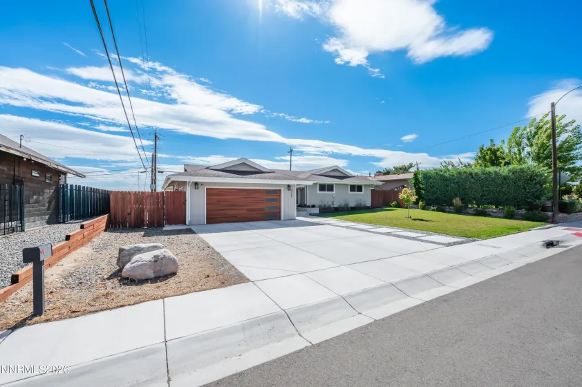 3400 Lodestar, Reno, Nevada 89503, 4 Bedrooms Bedrooms, ,2 BathroomsBathrooms,Residential,Residential,Lodestar,0,260012334