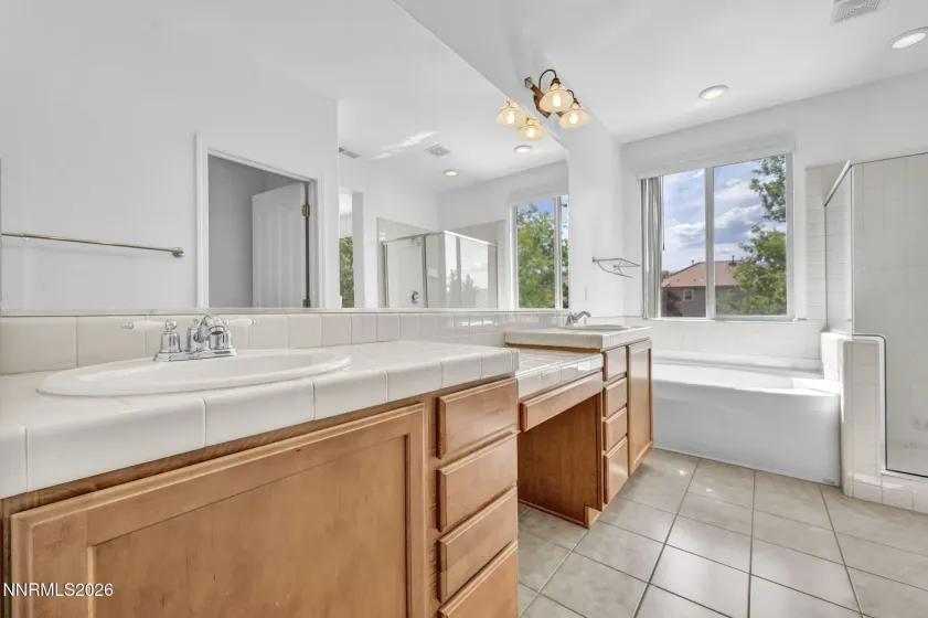 460 Alysheba, Reno, Nevada 89521, 4 Bedrooms Bedrooms, ,3 BathroomsBathrooms,Residential,Residential,Alysheba,0,260012336