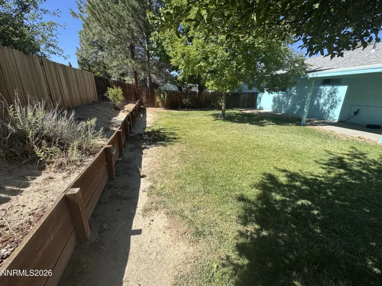 10052 Albite, Reno, Nevada 89506, 3 Bedrooms Bedrooms, ,2 BathroomsBathrooms,Residential,Residential,Albite,0,260012339